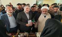 بازدید دکتر ساداتی نژاد از نمایشگاه دستاوردهای زنان و دانشکده کشاورزی سرایان